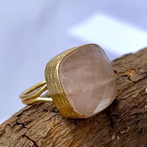 Rose Quartz Gemstone Gold Ring | Adjustable Pink Crystal Ring | Handmade Boho Jewelry | Healing Gemstone Ring | Gift for Her, Statement Ring