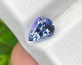 7 x 5 mm Natürlicher Tansanit facettierter loser Edelstein: Ungewärmte Pfauenfarbe, Birnenschliff, 0,78 cts, # 110