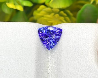 7mm Natural Tanzanite Faceted Loose Gemstone : Trillion Cut , 1.06 cts , #129