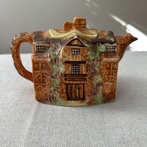 Arthur Wood &quot;Morton Old Hall&quot; Cottageware Teapot | Vintage English Tudor House Teapot with Chimney Lid