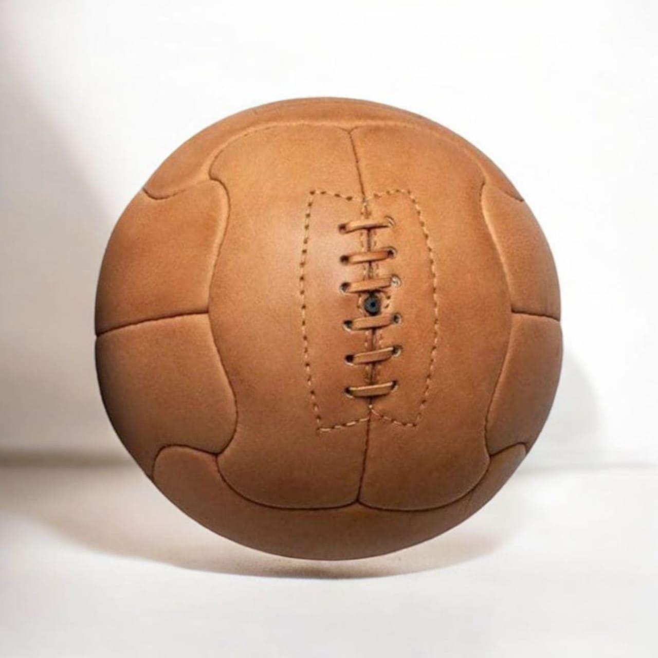 ヴィンテージハンドメイドレザーフットボール - レトロクラシック