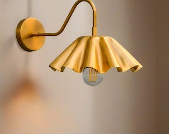 Handcrafted Brass Wall Sconce: Mid-Century Fluted Shade Light