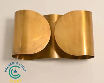 Handgjord italiensk mässings Foglio vägglampa i modern stil