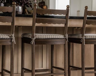 Handcrafted Solid Wood Counter Stool: Rustic Farmhouse Seating