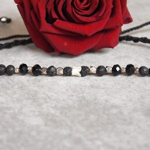 Choker necklace