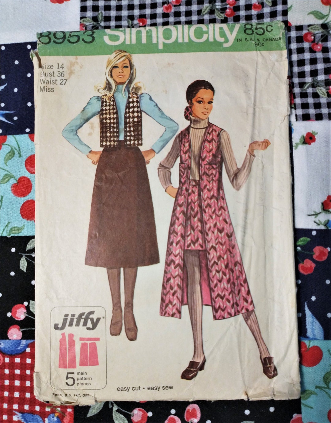 Simplicity 8953 Misses' Jiffy Vest and Skirt in Two Lengths