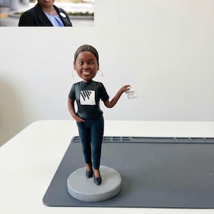 Benutzerdefinierte Porträt-Figur, personalisierte Familienskulptur, handgefertigte Andenken-Bubblehead-Figur benutzerdefinierte Wackelkopf