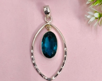 Handmade London Blue Topaz Sterling Silver Pendant Necklace: Vintage Style