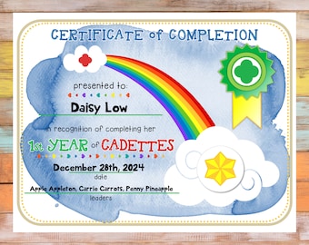 Certificado de finalización del primer año de las Girl Scouts Cadette. Plantilla editable y personalizable. Descarga en PDF imprimible.
