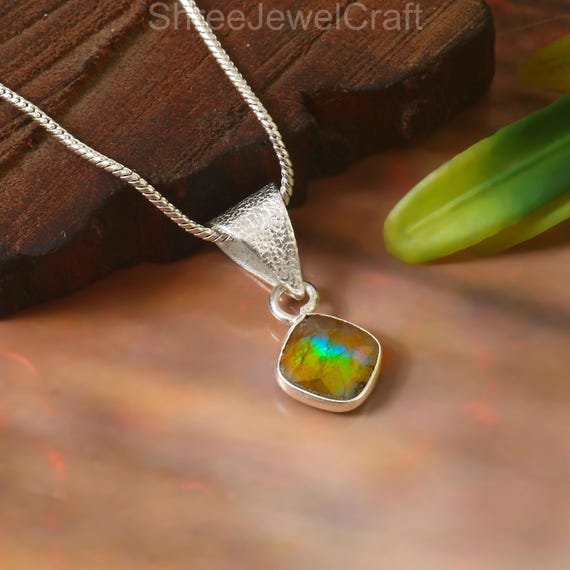 Natural Blue Fire Labradorite Pendant Necklace in 925 Sterling