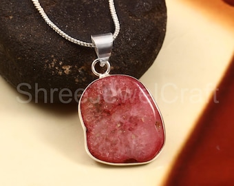 Red Agate Stone Pendant Necklace – Artisan Gemstone Jewelry for Women