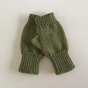 Slim fit women’s fingerless mittens/texting gloves, hand-knitted using fine merino yarn