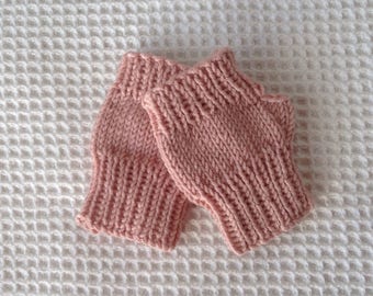 Fingerless mittens for 2-4yr old, knitted in beautiful fine merino yarn