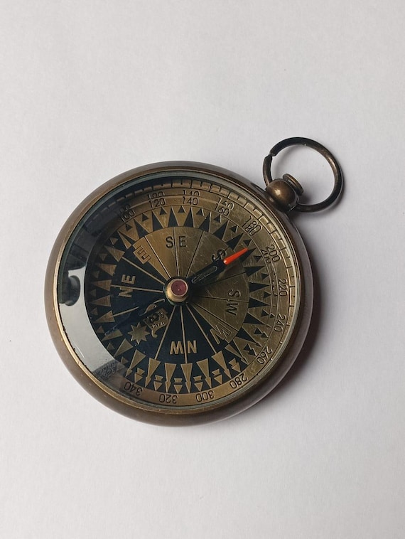 Vintage Brass Pocket Compass – Handmade Nautical Gift, Collectible Maritime Compass for Hikers, Travelers & Antique Lovers