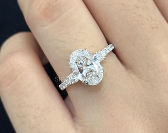 3 Carat E/VVS2 Oval Lab Grown Diamond Ring | 14k Gold Double Claw Engagement Ring