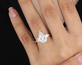 Anillo solitario de diamante talla pera de 4 quilates, anillo de compromiso de tres diamantes cultivados en laboratorio, anillo nupcial de diamantes laterales en forma de lágrima de 4 quilates.
