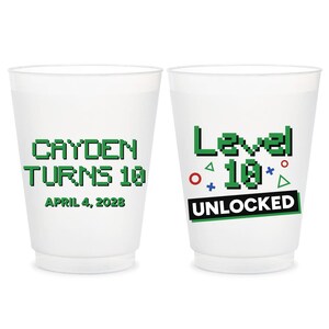 Tazze glassate a colori, bomboniere personalizzate per i giocatori di livello superiore, tazze con tema pixel modificabili, tazze glassate personalizzate per il decimo compleanno (20)
