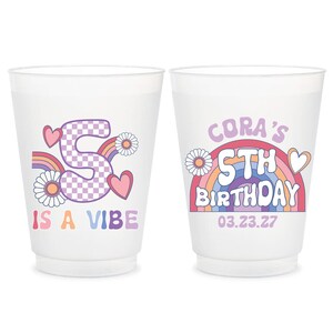 Tazza glassata personalizzata a colori, bomboniera personalizzata per il quinto compleanno, tazze personalizzate con cuori arcobaleno, tazze glassate personalizzate per feste (14)