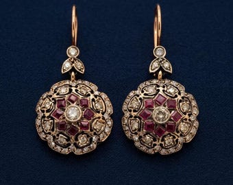 Pendientes vintage de rubíes y diamantes, plata bañada en oro de 14 quilates, pendientes colgantes florales antiguos.