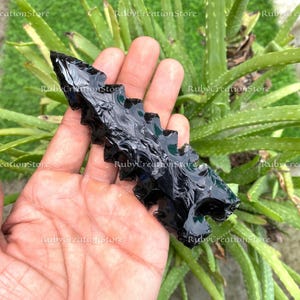 Hand-Knapped Black Obsidian Arrowhead Knife: Ritual, Healing, Display