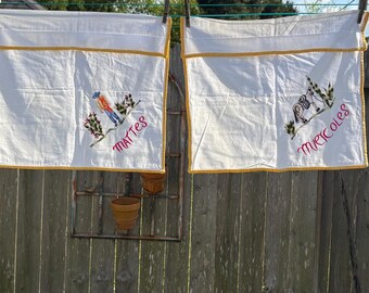 Hand Towels - Kitchen Hand Towels w/ Days of the week in Spanish - Hand Towels - Kitchen Decor - Towels with Days of the Week in Spanish