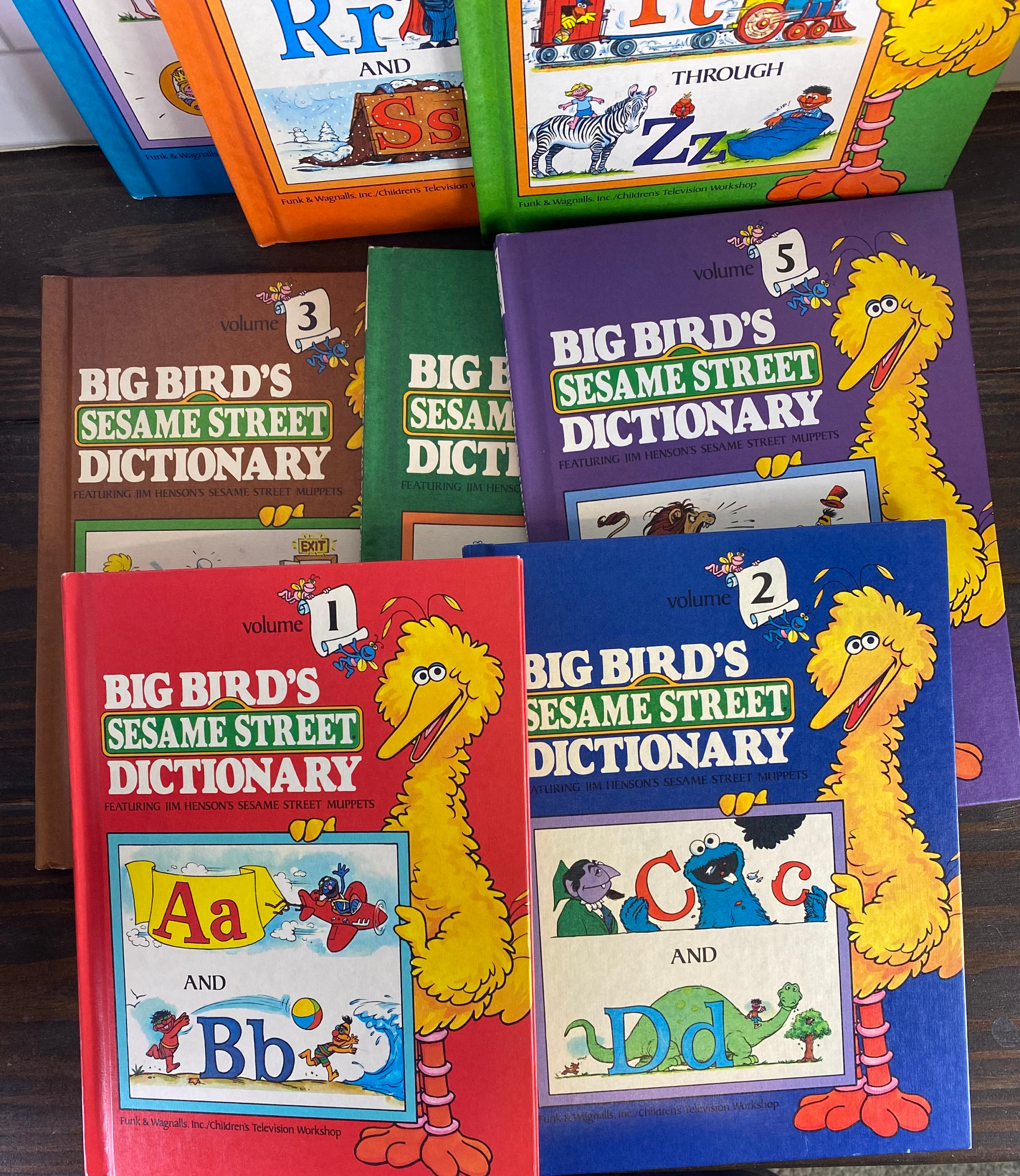 洋書 THE SESAME STREET DICTIONARY The Sesame Street Dictionary: Sesame Street: 9780394840079