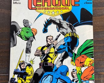 Suicide Squad vs. JUSTICE LEAGUE International - Vintage Comic Book - Justice League Comic Book - Suicide Squad Comic Book - Justice League