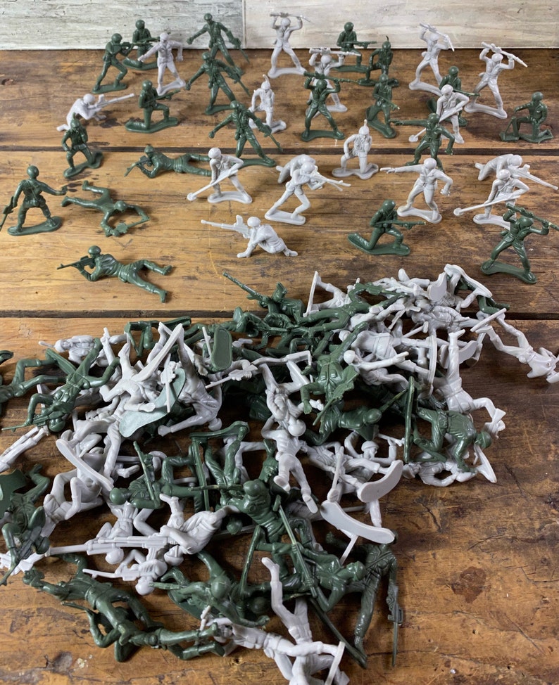 Toy Soldiers Plastic Soldiers Vintage Play Toy Soldiers Etsy