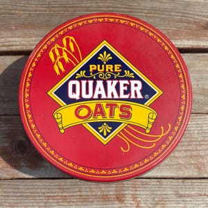 Quaker Oats Tin - Vintage Tins & Canisters - Vintage Quaker Oats Round Tin - Vintage Kitchen Storage Containers - Kitchen Decor / Storage