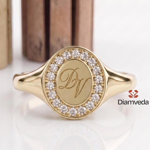 zegelring met initialen, ovale ring met halo van laboratoriumdiamanten, gepersonaliseerde gouden zegelring, ring met gravure op maat, diamanten pinkring als cadeau