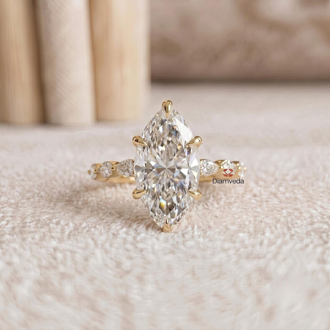 Marquise Cut Lab Grown Diamond Engagement Ring, 14K Yellow Gold ...