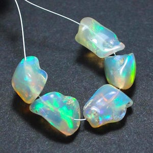 5 Pcs AAA Grade Natural Ethiopian Opal Polished Rough Opal Uncut Rough Opal Rough Opal Gemstone For Jewellery Making 10-18mm