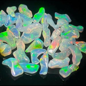 AAA Grade  Natural Ethiopian White Opal Polished Rough Lot Uncut Opal Polished Rough Opal Gemstone For Jewelry Making
