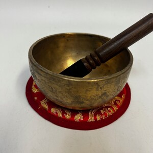 Long Sustain High Quality Yoga Antique Himalayan Tibetan Easy Singer Singing bowl Size: 4.8&quot; ID#Ak0010
