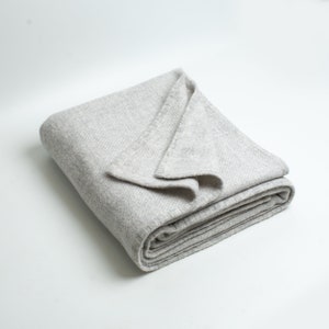 Luxury Warm 100% Alpaca Wool Blanket / Alpaca Travel blanket / Gray Blanket / Luxury Throw 130X180cm