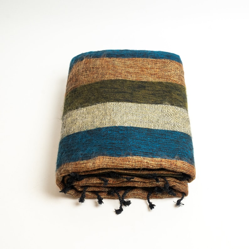 Himalayan Art Yak Wool Throw Blanket - Thumbnail 3