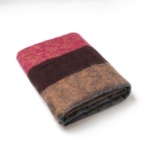 Extra Soft High Quality Yak Wool Knitted GIFT Blanket / Throw Travel-Handmade Nepal 46&quot; x 96&quot; Quilt/ HOBO BLANKET/Bedding machine washable