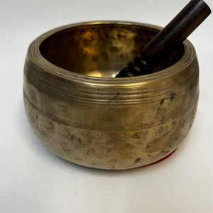 Long Sustain High Quality Yoga Antique Himalayan Tibetan Easy Singer Singing bowl Size: 6.8&quot; ID#Ak043