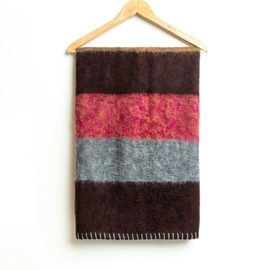 Extra Soft High Quality Yak Wool Knitted GIFT Blanket / Throw Travel-Handmade Nepal 46" x 90" Quilt/ HOBO BLANKET/Bedding machine washable