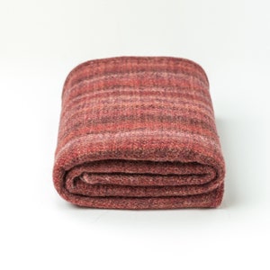 Luxury Warm 100% Alpaca Wool Blanket / Alpaca Travel blanket / Red Blanket / Luxury Throw 130X180cm