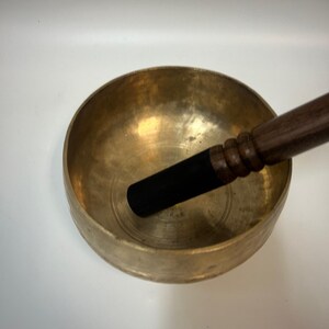 Deep sound Himalayan Tibetan Easy Singer Nepal Singing bowl Size:  6.2&quot; ID#M25