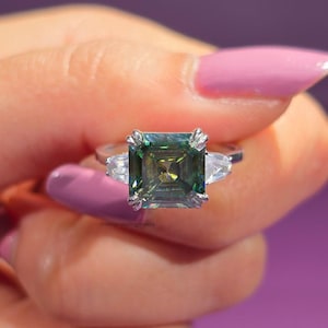 3 Carat Vintage Asscher Cut Green Moissanite Halo Ring White Gold Solitaire Proposal Ring Gift for Women Ethical Statement Jewelry