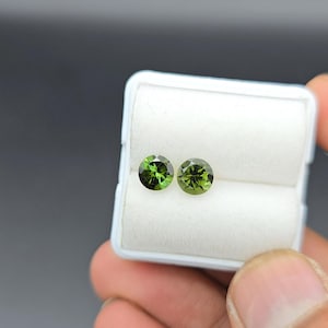 Turmalina verde natural muy rara, piedra preciosa suelta facetada de 5,3 mm, forma de par redondo, peso: 1,20 cts, n.° 183