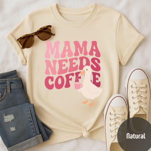 Coffee Mom Shirt Funny Mom Life Tee Gift for Mom Tee Cute Morning Graphic T-Shirt for Women Gift for Her bild 4
