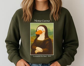 Mona Geesa Sweatshirt, Funny Goose Art Shirt, Mona Lisa Parody Crewneck, Quirky Animal Sweater for Women, Funny Art Lover Gift