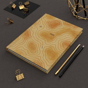 Diario Topográfico de Tapa Dura Mate, Cuaderno, Agenda, Mapa de Montaña, Regalo de Senderismo, Aventura al Aire Libre, Amante de la Naturaleza