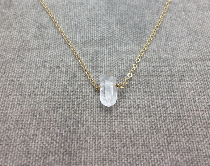 Crystal Necklace, Small Quartz Necklace, Clear Raw Quartz Crystal, Crystal Choker, Cute Crystal Necklace, Small Crystal Pendant