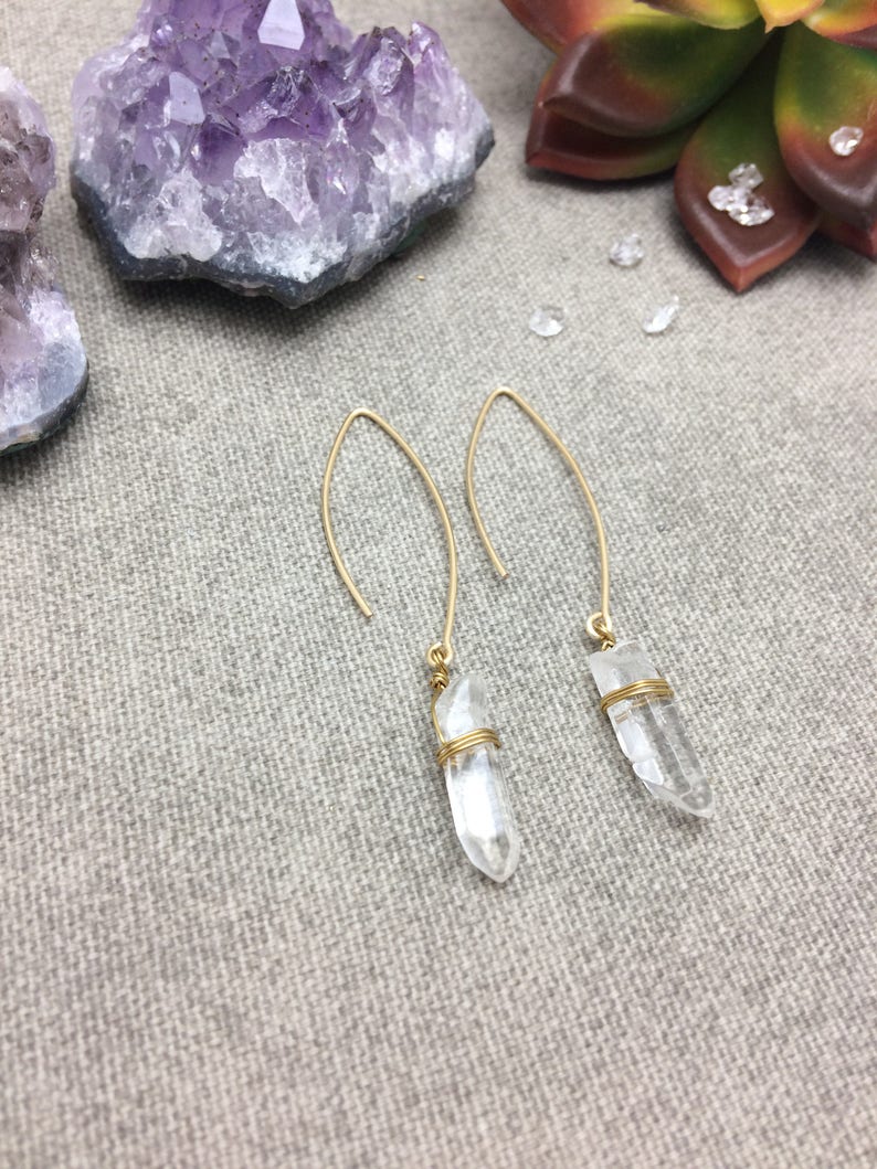 Quartz Crystal Arc Earrings, Raw Quarts Wire Wrapped Hoop Earrings Raw Quartz Point Earrings Rustic Clear Raw Quartz Crystal Point zdjęcie 5