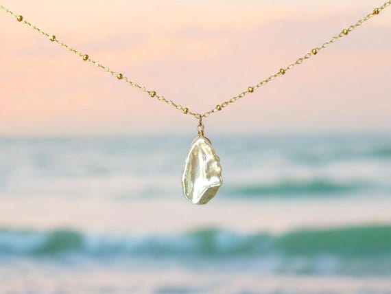 Keshi Pearl Necklace – Baroque Freshwater Pearl Pendant – June Birthstone Jewelry – Beach Aesthetic Necklace