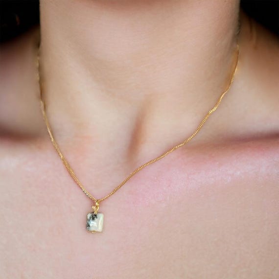 Kiwi Jasper Necklace – Minimalist Mint Green Pendant with Curb Chain – Gift for Her